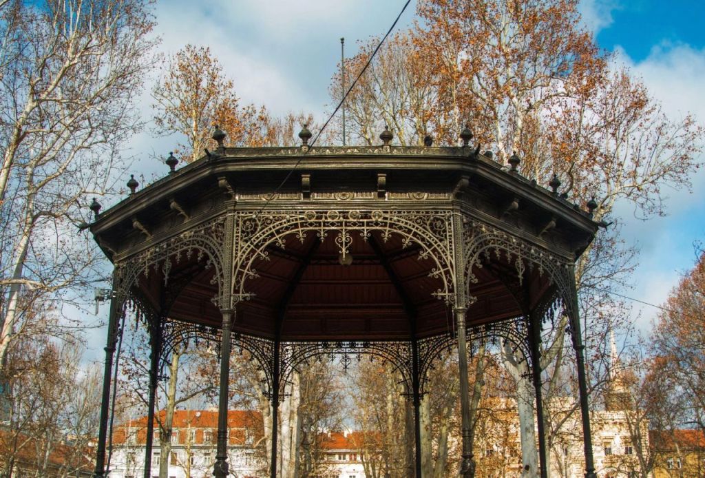 Zrinjevac, glazbeni paviljon